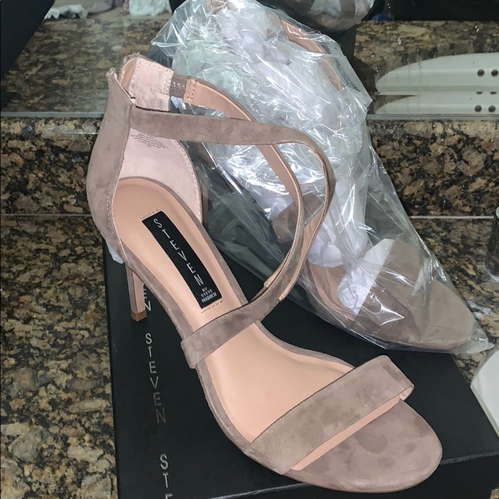Steve Madden stroppy heels